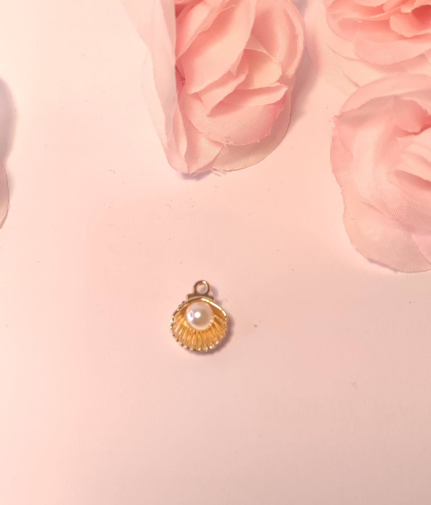Charms Coquillage Doré - Rêve de Rose