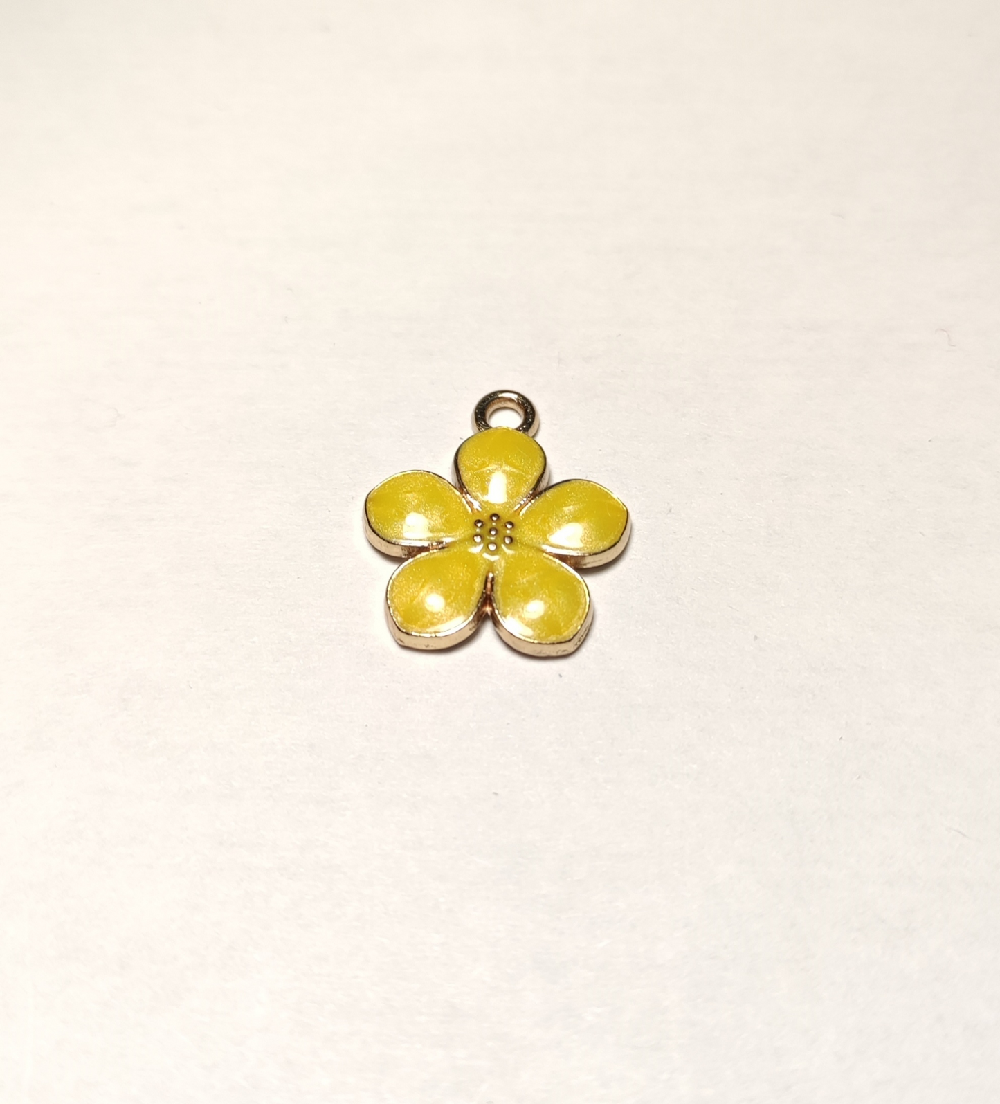 Charms fleur colorée jaune