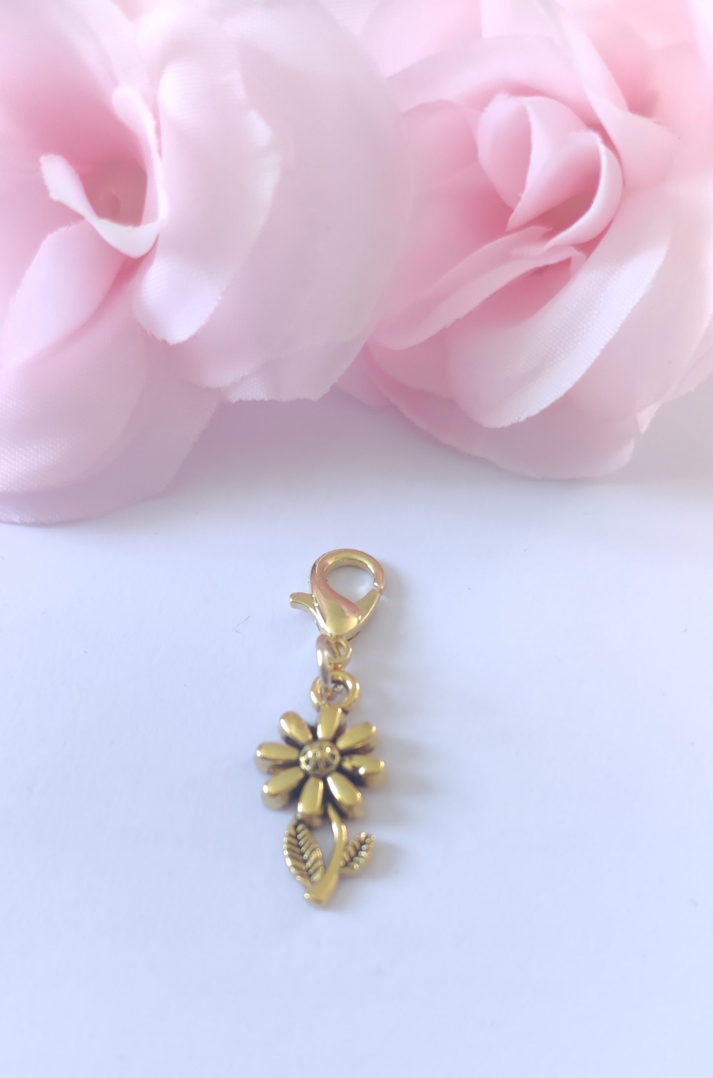 Charm fleur avec fermoir
