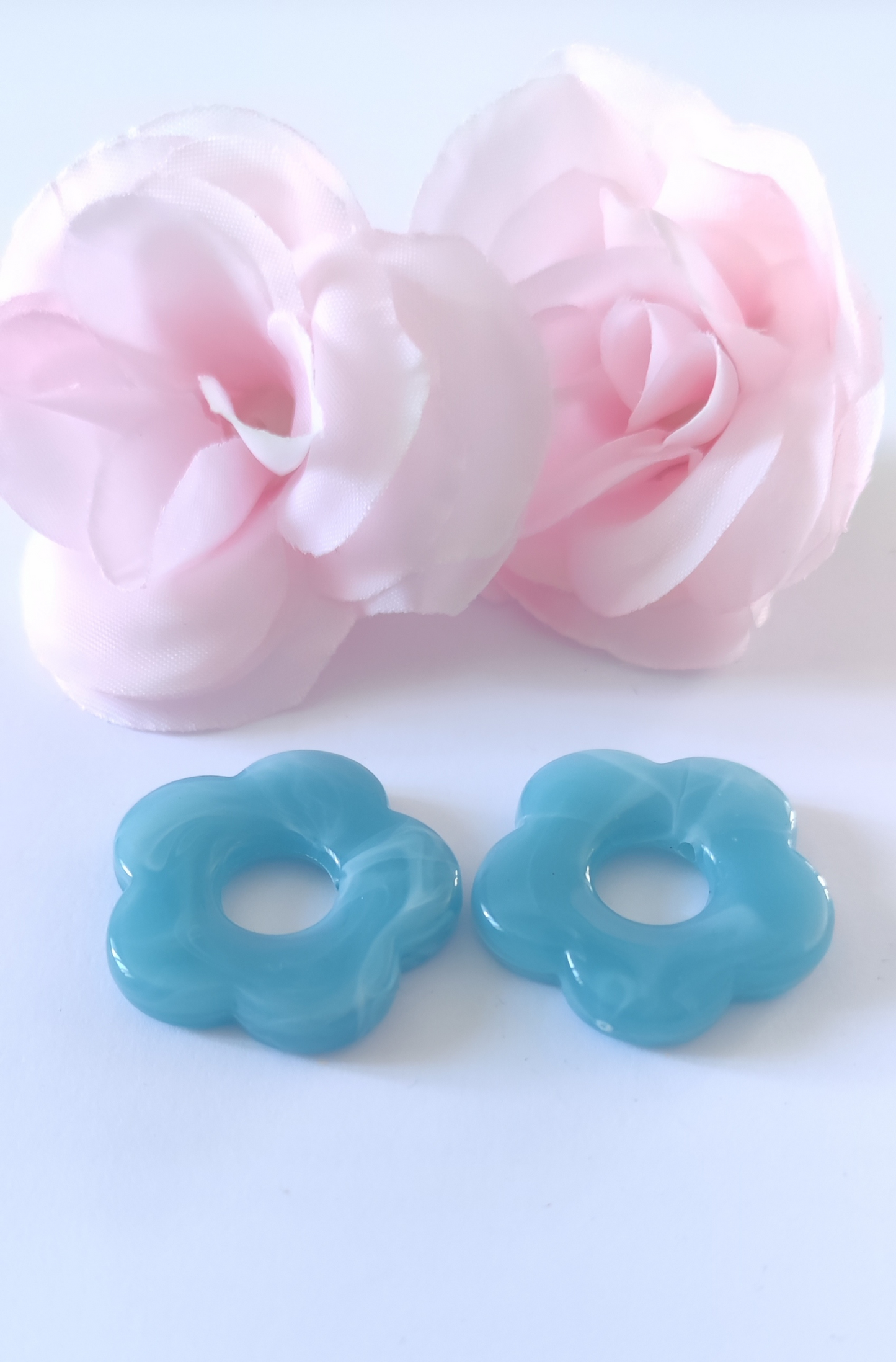 Lot de 2 Perles de fleurs bleu