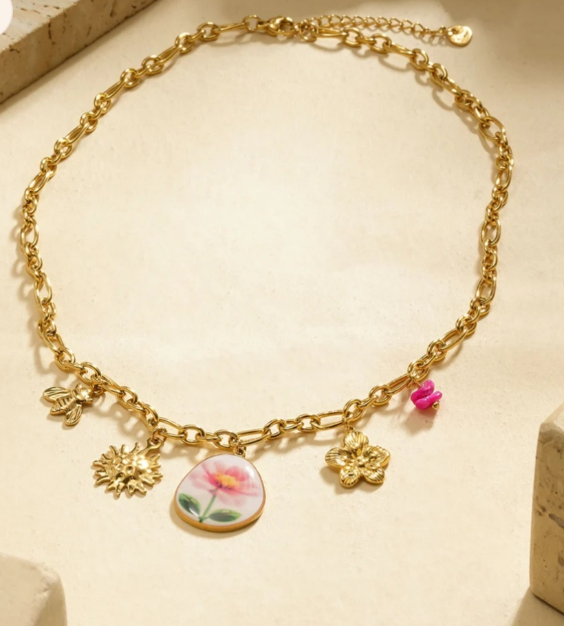 Collier Doré Fleurs et Pendentif Blanc Rose Fushia - Rêve de Rose