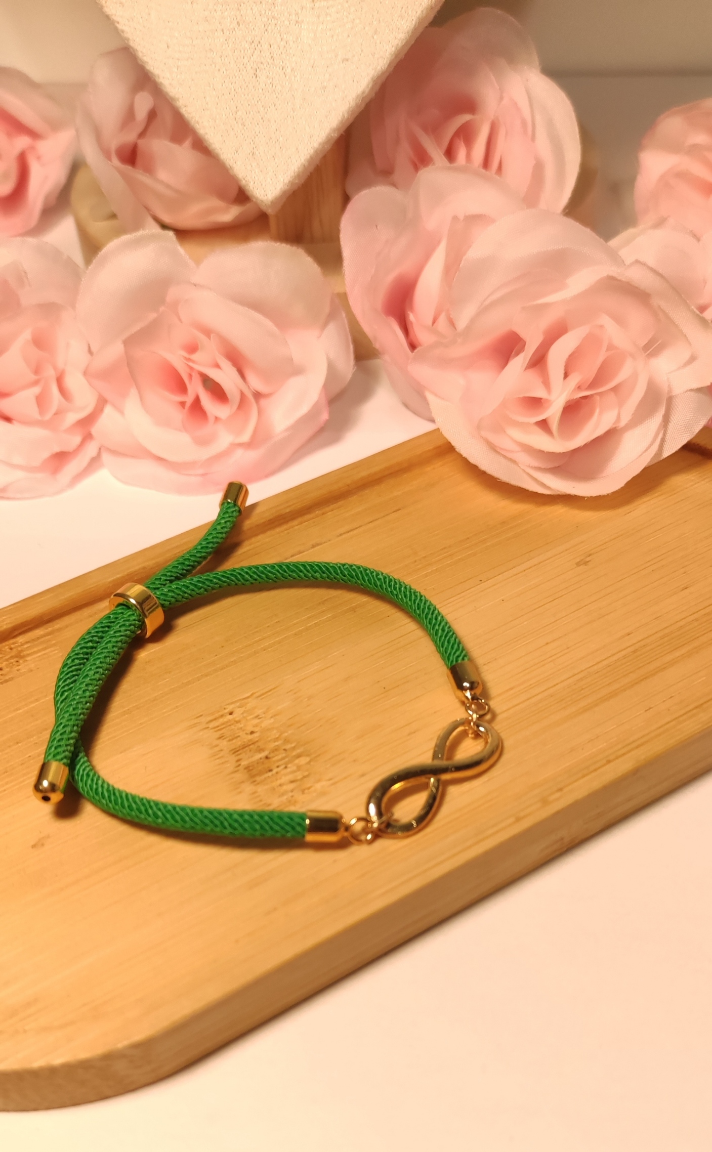 Bracelet Cordon Vert Infini Doré Ajustable - Rêve de Rose