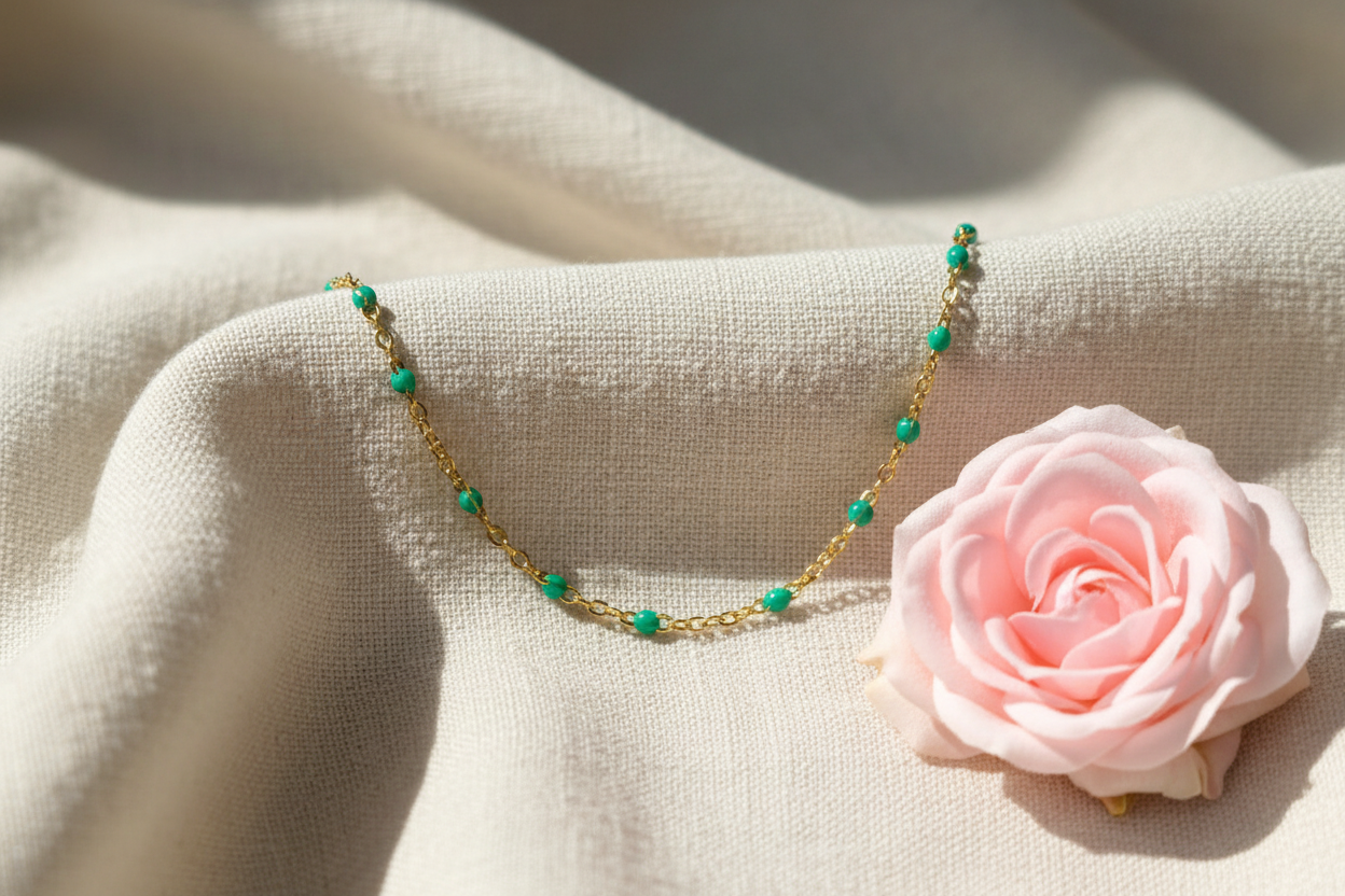 Bracelet Chaîne Fine Torsadée Perles Vertes Personnalisable - Rêve de Rose