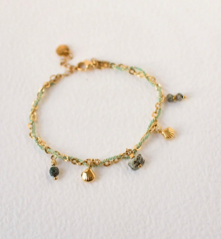 Bracelet Véria – Turquoise Africaine & Coquillages Dorés – Acier Inoxydable