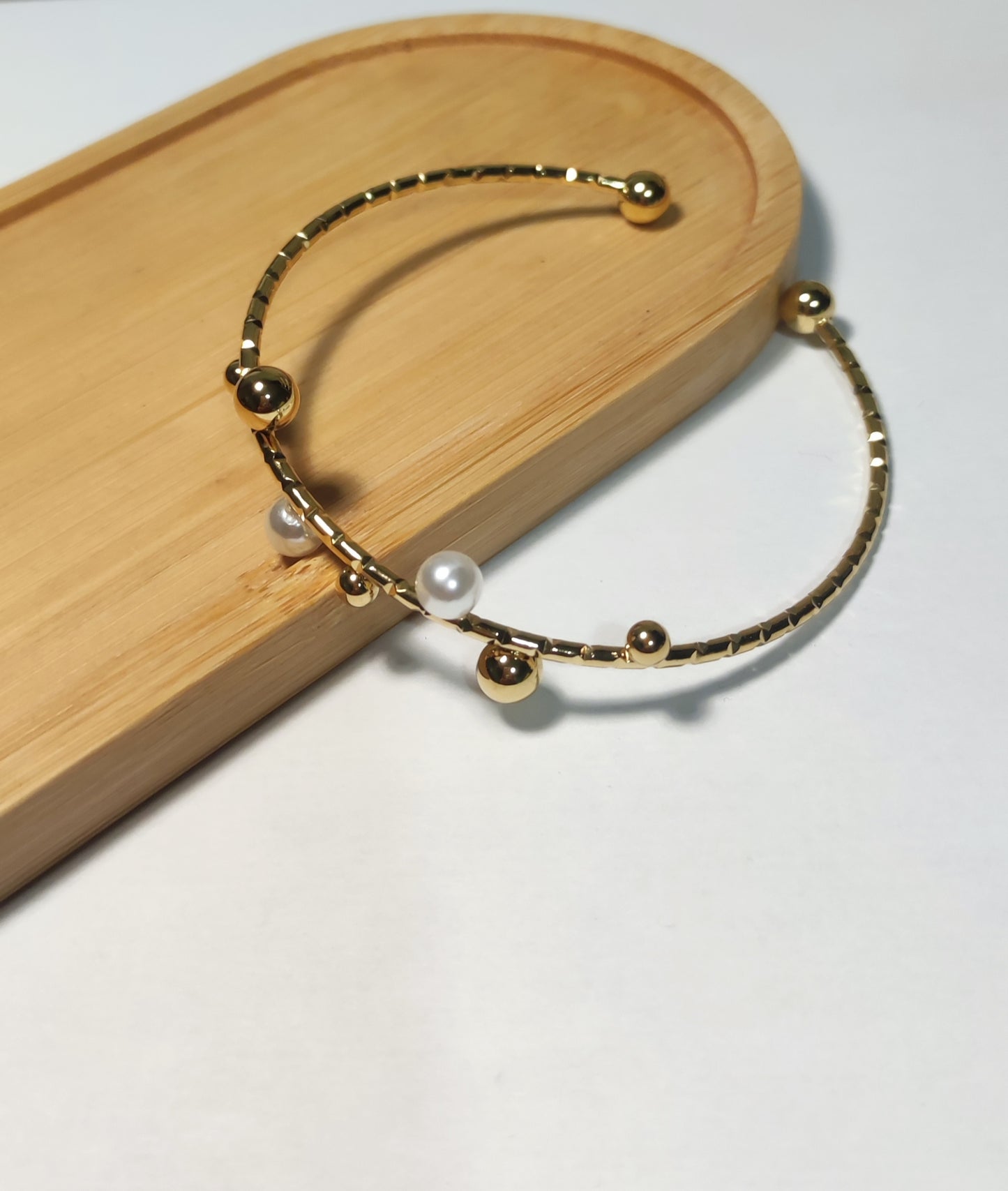 Jonc Doré Perles Dorées et Blanches - Rêve de Rose