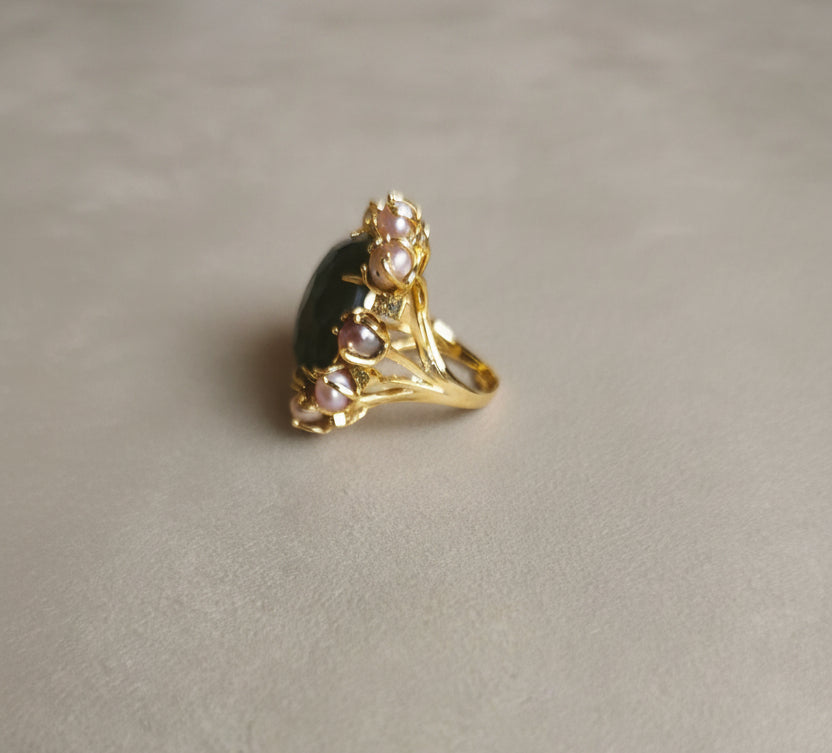 Bague statement pierre naturelle bleu-gris en laiton doré, taille ajustable, Rêve de Rose