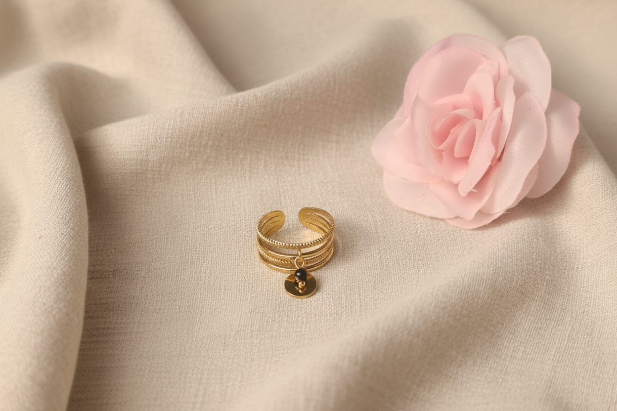 Bague 4 Anneaux Fins Charms Pièce et Pierre Noire - Rêve de Rose