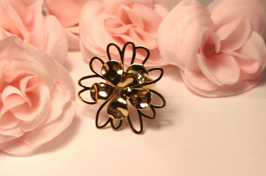 Bague Ajustable Fleur en Relief Acier Inoxydable - Rêve de Rose