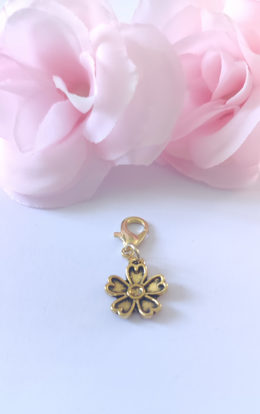 Charm fleur avec fermoir