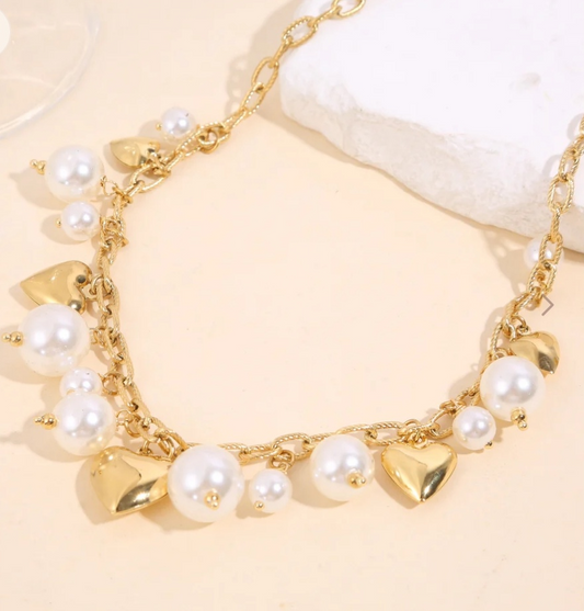 Collier Doré Perles Blanches et Cœurs Dorés - Rêve de Rose