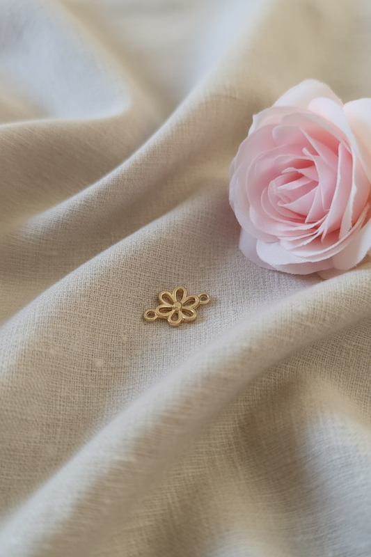 Charms connecteur petite fleur doré