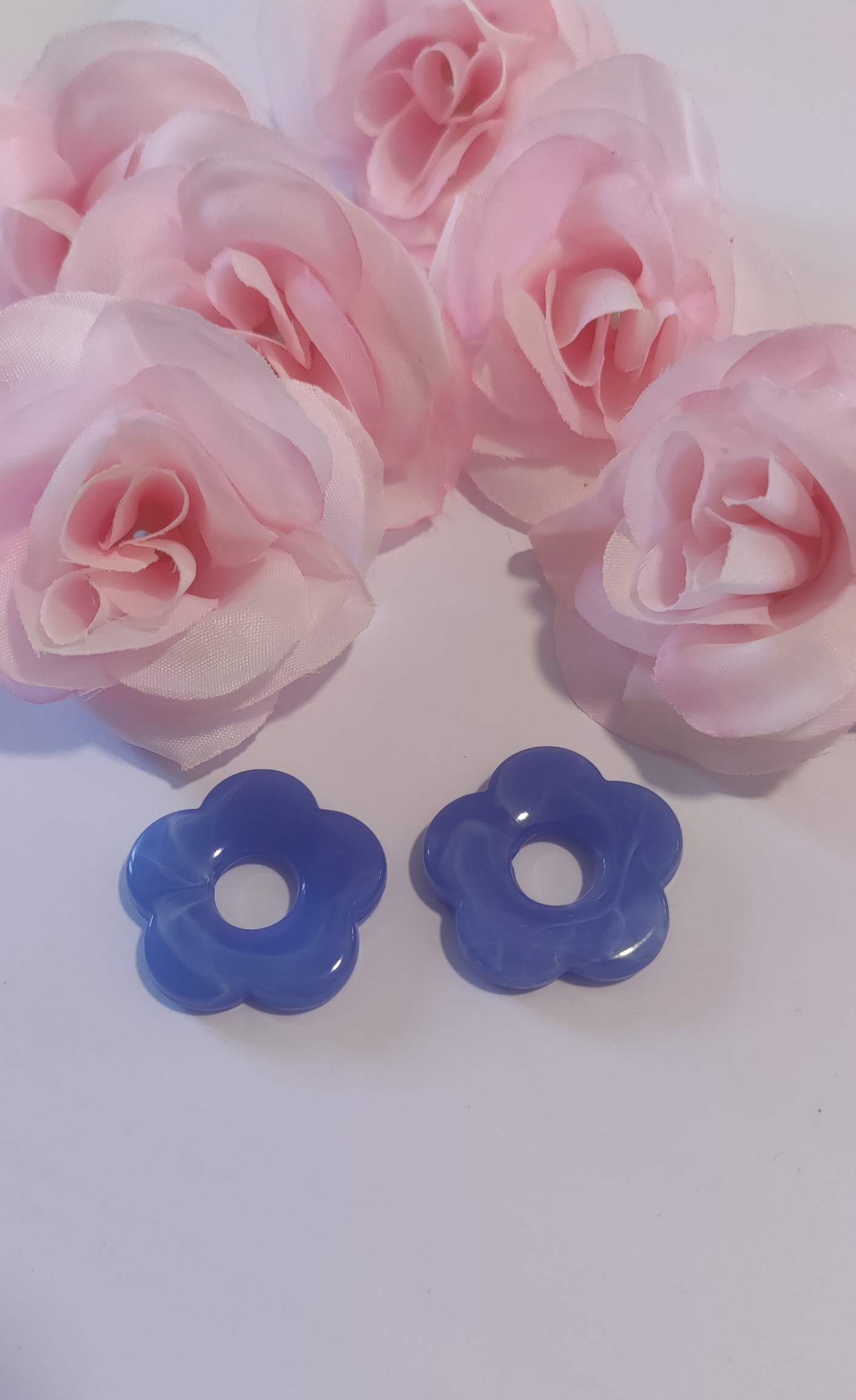 Lot de 2 perles fleurs bleu ciel