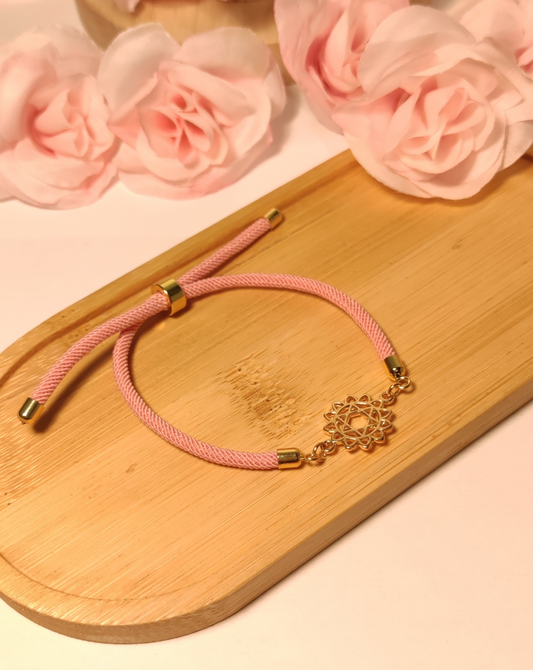 Bracelet Cordon Rose Étoile Dorée Ajustable - Rêve de Rose