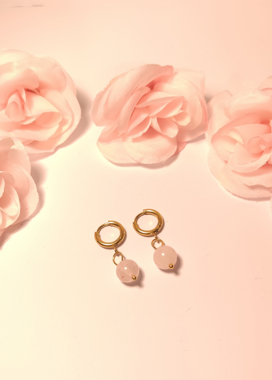 Boucles d'Oreilles Anneaux Dorés Perle Rose Pastel - Rêve de Rose