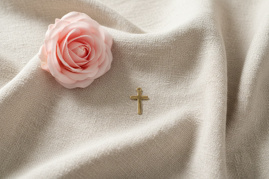 Charms croix dorée