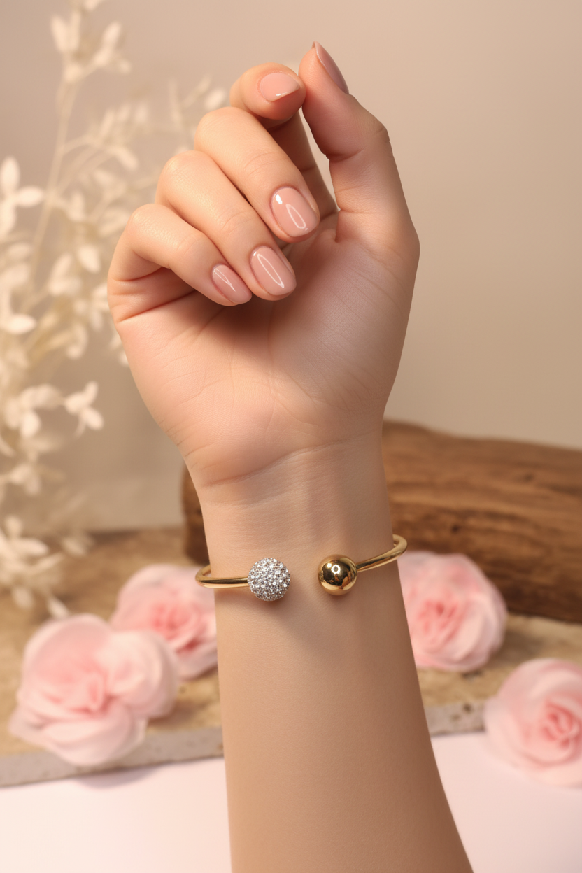 Bracelet Jonc Acier Inoxydable Doré Boules Extrémités Pierres Scintillantes - Rêve de Rose