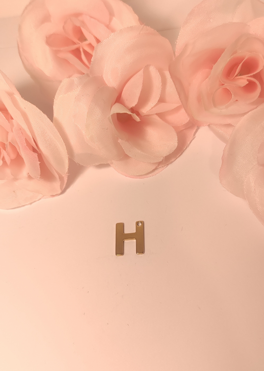 Charms lettre dorée H