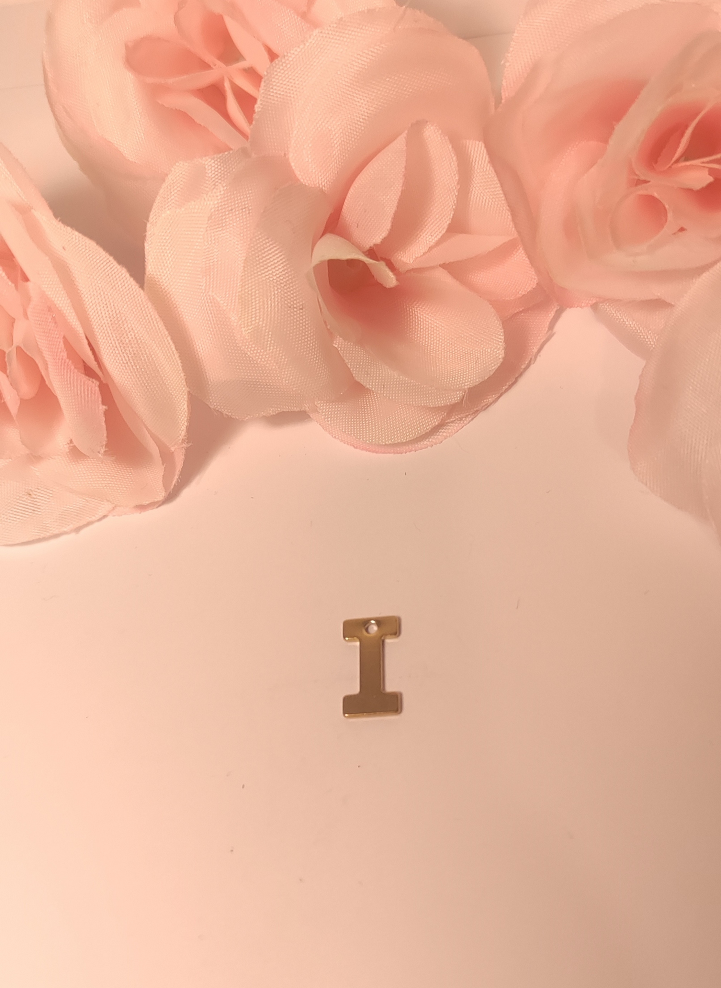 Charms lettre dorée I