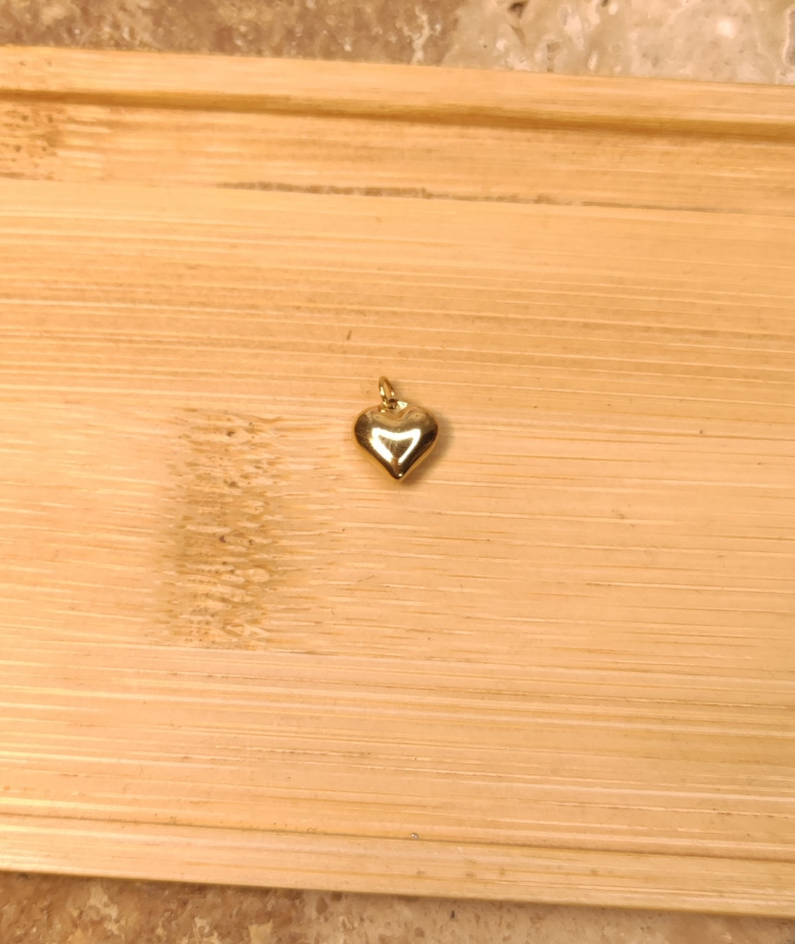 Charms petit cœur bombé