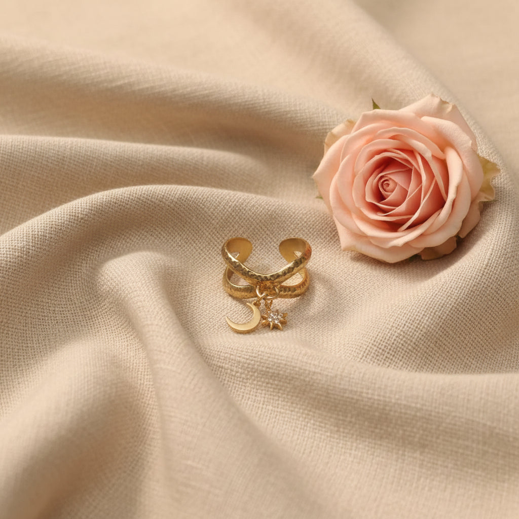 Bague Ajustable Doré Lune & Étoile Scintillante - Rêve de Rose