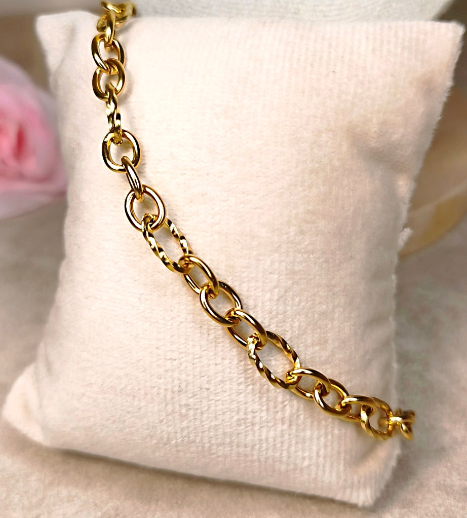 Bracelet Chaîne Maillons Ronds Martelés Dorés Personnalisable - Rêve de Rose
