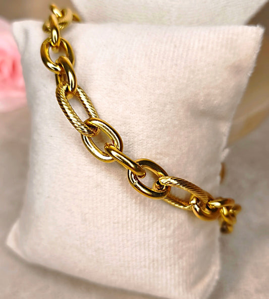 Bracelet Chaîne Maillons Ovales Texturés Dorés Personnalisable - Rêve de Rose