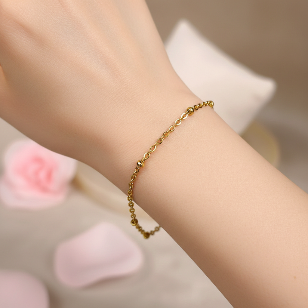 Bracelet Chaîne Fine Torsadée Petites Perles Dorées Personnalisable - Rêve de Rose