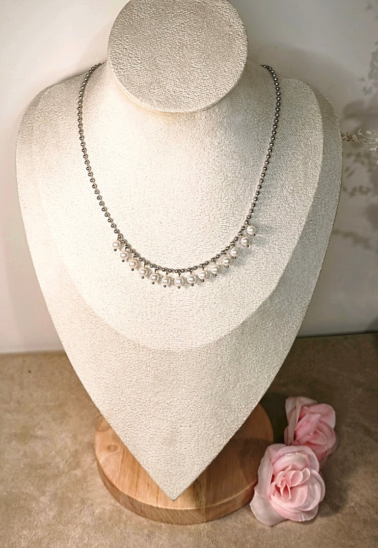 Collier Chaîne Argenté Perles Cristaux Pendantes - Rêve de Rose