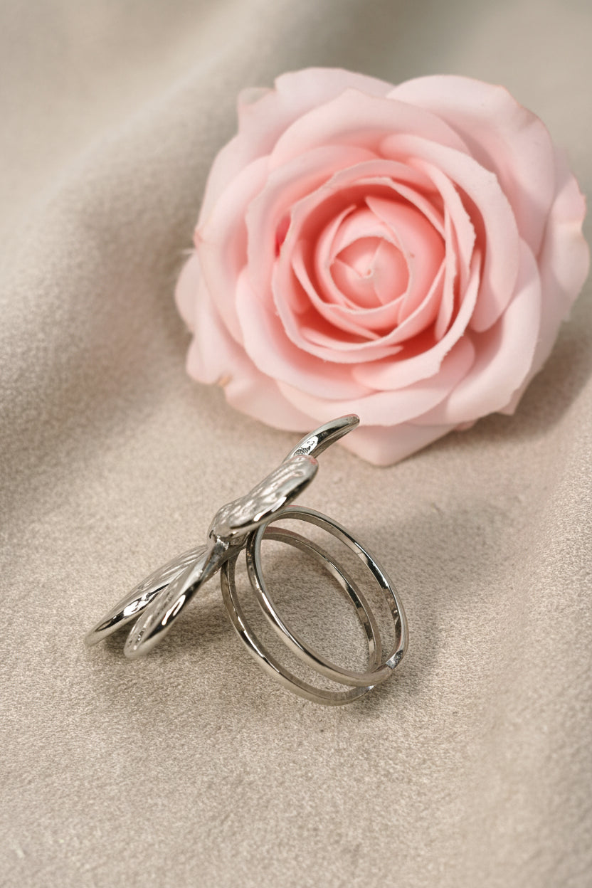 Bague Fleur Ajustable Acier Inoxydable Argenté - Rêve de Rose