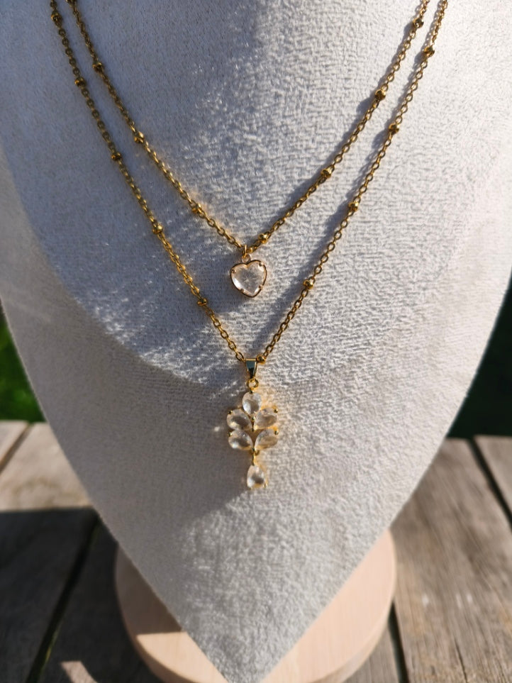 Collier double chaîne avec une cœur scintillant et une fleur scintillante - Rêve de Rose 