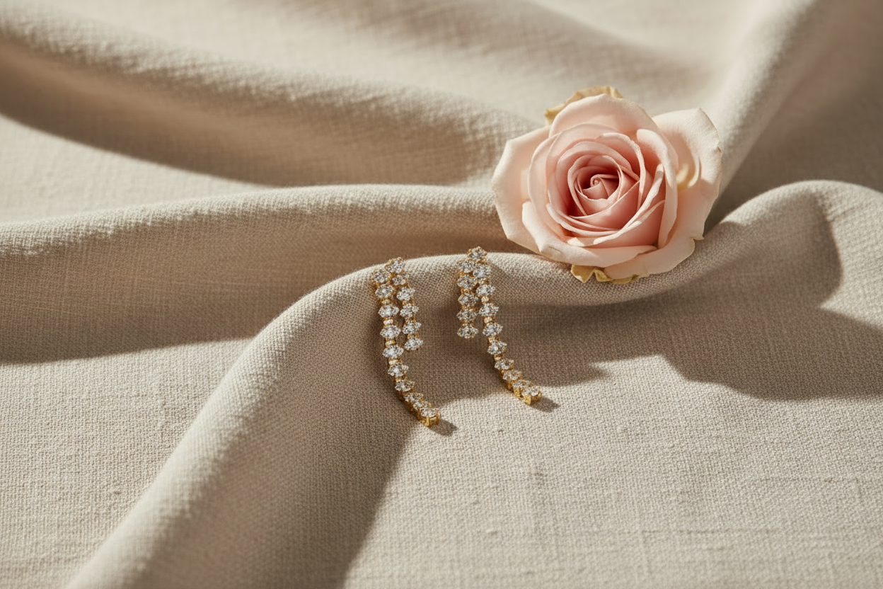 Boucles d'oreilles clous pendantes en strass - Rêve de Rose