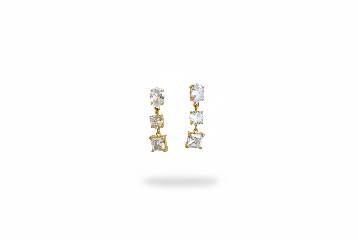 Boucles d'oreilles clous pendantes en acier inoxydables 3 strass en cascade - Rêve de Rose