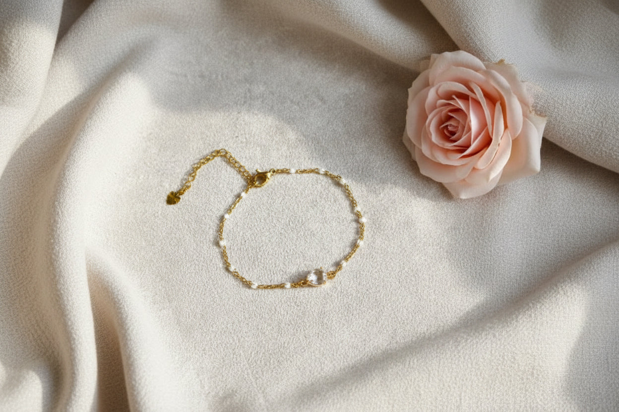 Bracelet chaîne fine acier inoxydable et perles blanches avec pierre verre scintillante - Rêve de Rose 