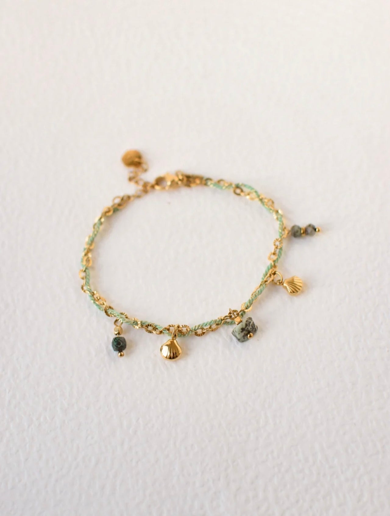 Bracelet doré pierres naturelles et perles de verre acier inoxydable chainette réglable – Rêve de Rose