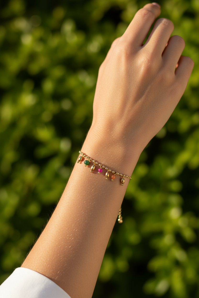 Bracelet chaîne billes en acier inoxydable doré avec breloques pierres naturelles multicolores vert fuchsia orange et chaînette de réglage 