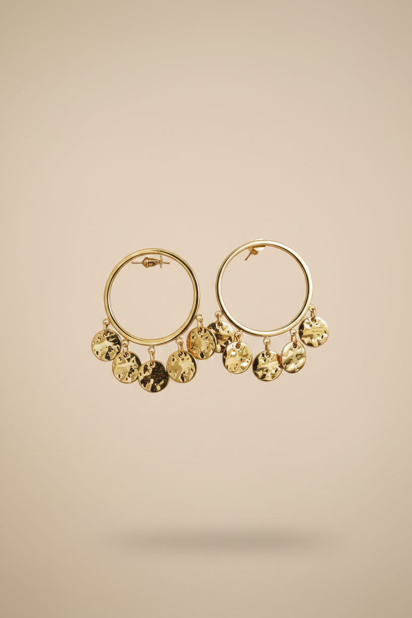 Boucles d’oreilles clou dorées en acier inoxydable avec pampilles disques martelés pendants, style bohème chic - Rêve de Rose