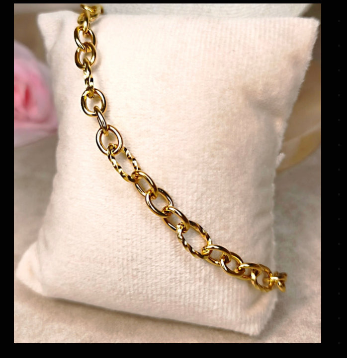 Bracelet Chaîne Maillons Ronds Martelés Dorés Personnalisable - Rêve de Rose